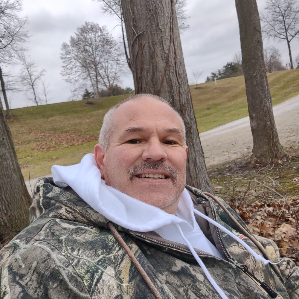 Camouflage Hunting Jacket with White Hoodie Layer